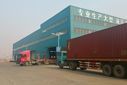又一批出口剪板機，折彎機，卷板機 發(fā)貨